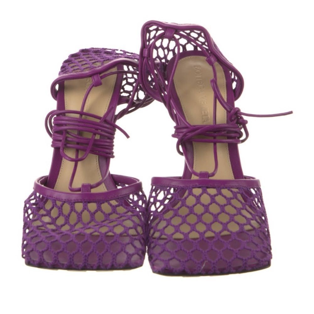 Bottega Veneta Netted Heels - Picture 2 of 5